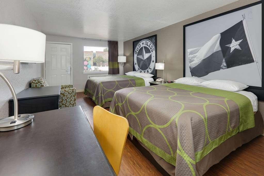 Motel Super 8 By Wyndham San Antonio Pearl District Downtown Zimmer foto
